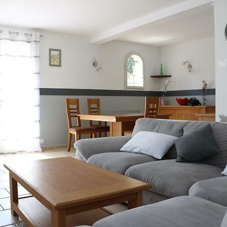 Charmante Maison De Village Cucuron Εξωτερικό φωτογραφία